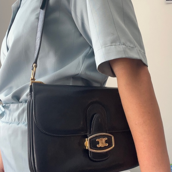 SOLD Vintage Celine Bag - Picture 5 of 17